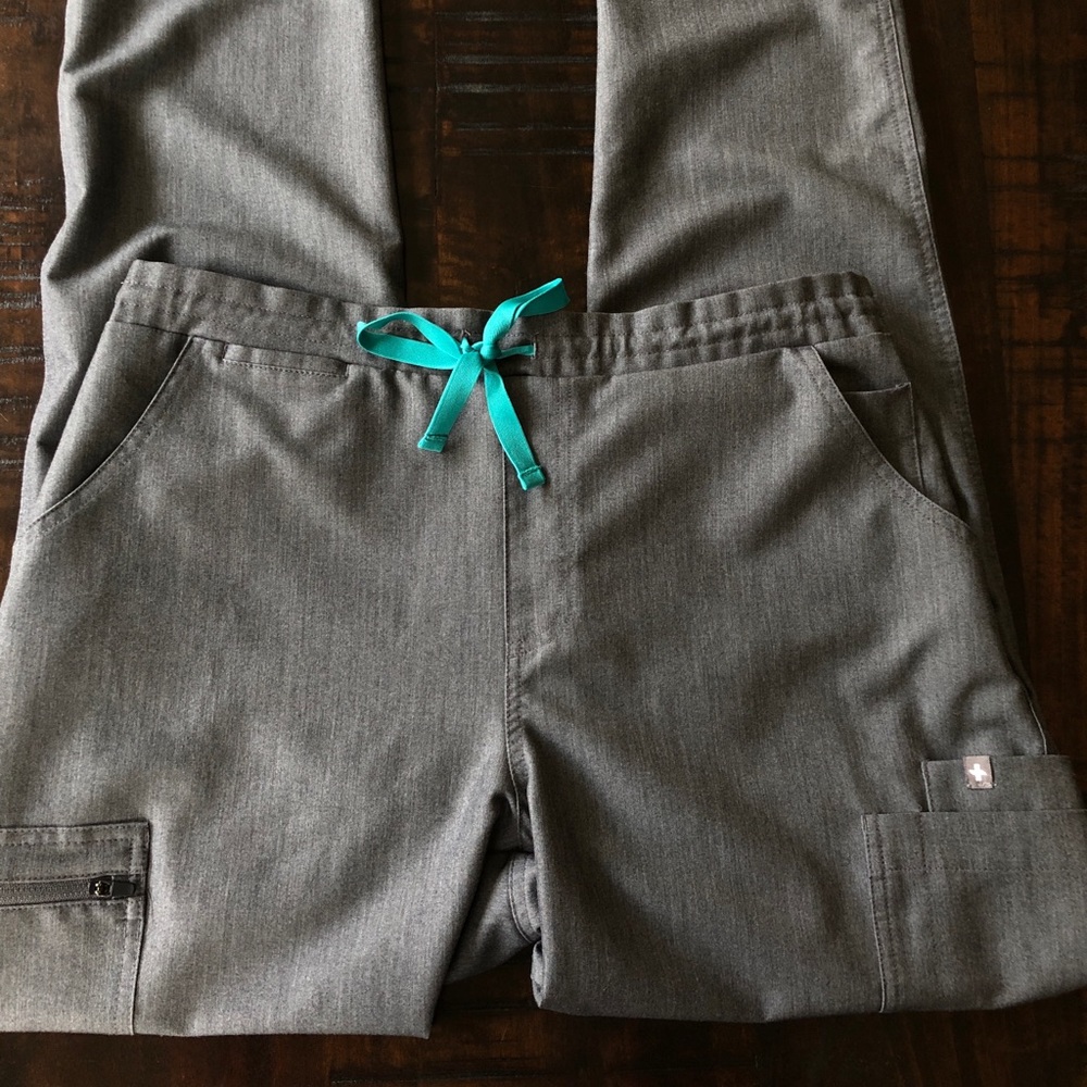 FIGS Cargo Scrub Bottoms